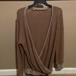 Breast feeding long sleeve shirt